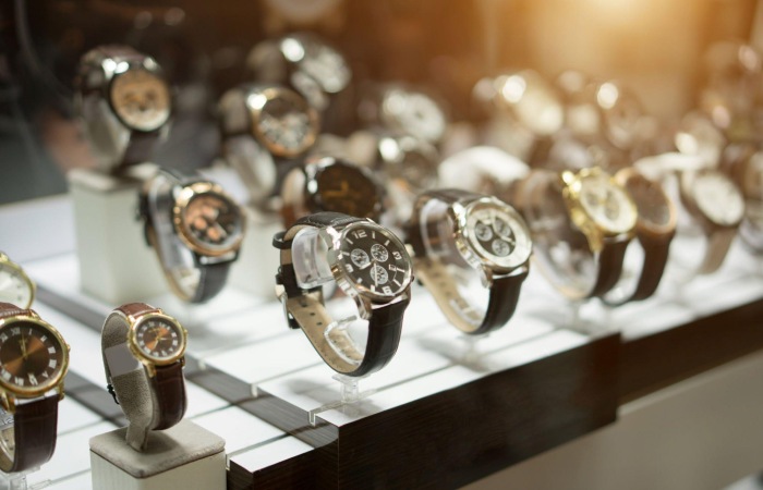 Start Investing Luxury Watches